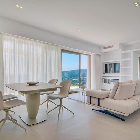 Livinghome Suites 帕尔加 外观 照片
