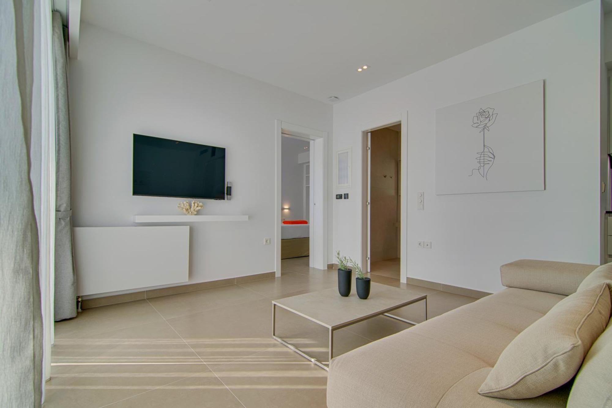 Livinghome Suites 帕尔加 外观 照片