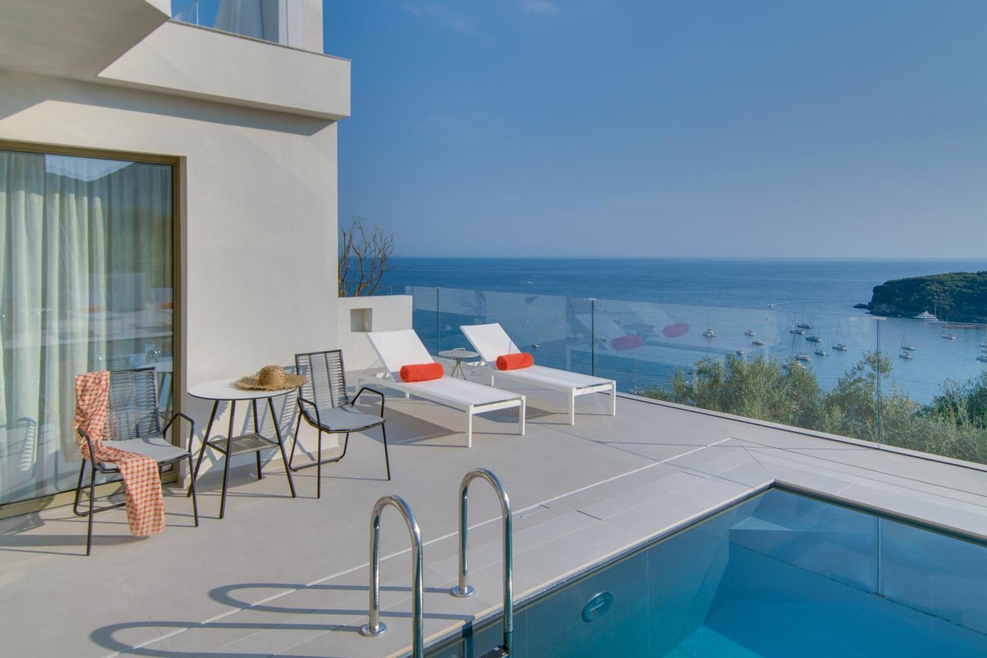 Livinghome Suites 帕尔加 外观 照片