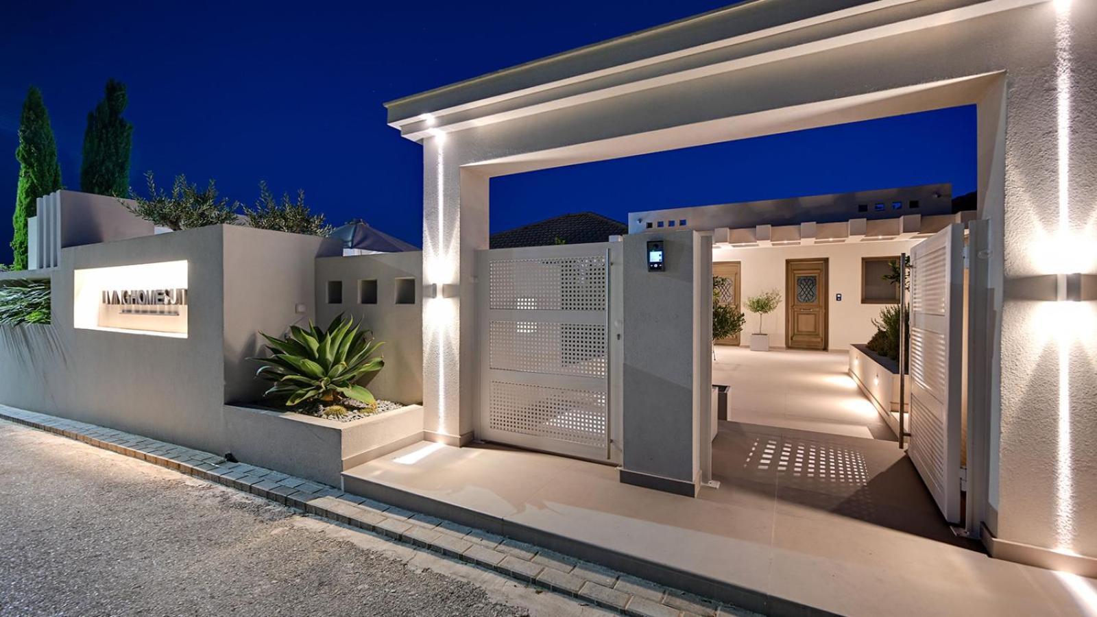 Livinghome Suites 帕尔加 外观 照片