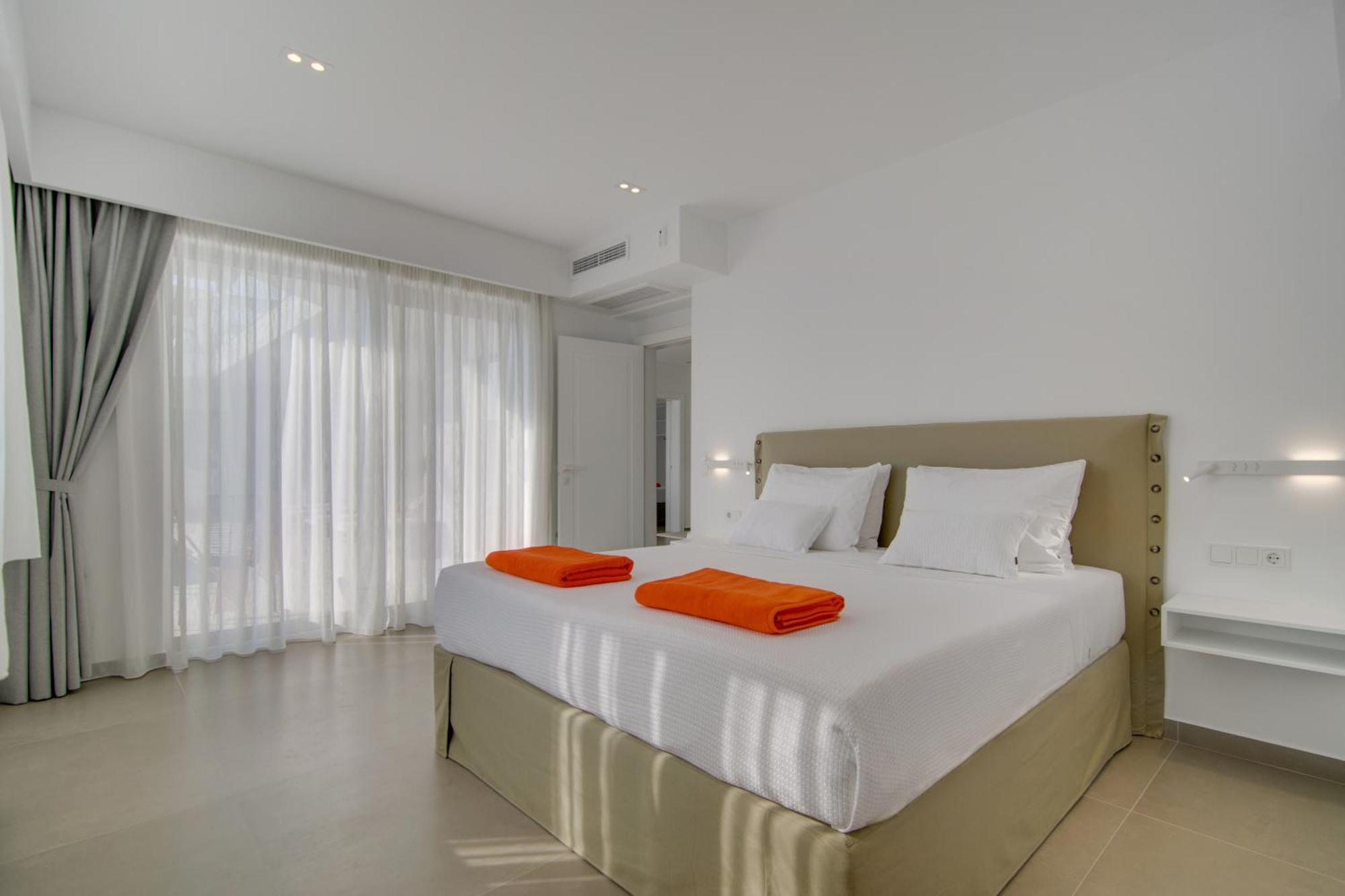 Livinghome Suites 帕尔加 外观 照片